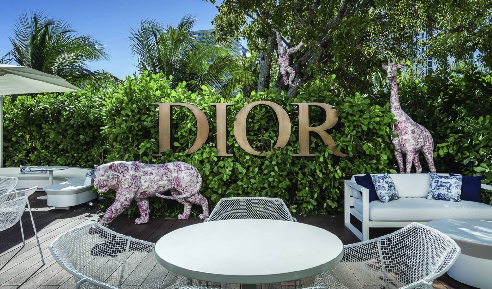 Best Dior Cafes & Shops Around the World The King Decor