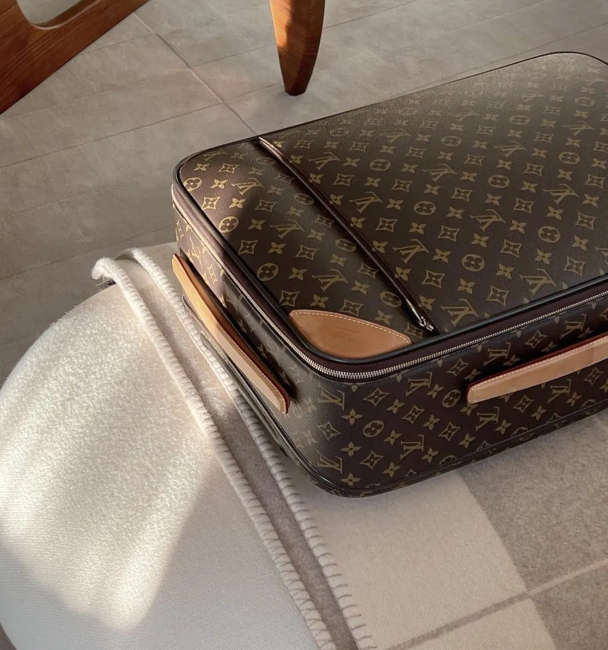 The Top 5 Most Admired Luxury Suitcases in the World [2023]